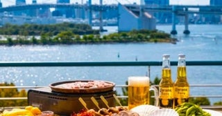 シルバーウイーク、まだ間に合う！都内のおしゃれテラスで楽しむ手ぶらBBQ5選。開放的な空間で昼から乾杯