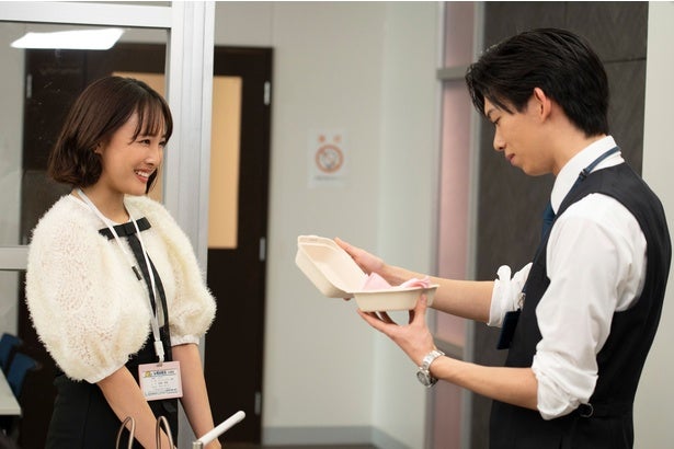大友花恋“琴音”と船津稜雅(超特急)“清水課長”の恋路に新たな強敵出現ますます目が離せない＜あざとかわいいワタシが優勝＞