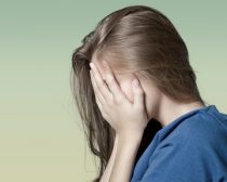 夫に20年も愛人が…ショックで入院した45歳妻を、さらに苦しめた真実／結婚人気記事BEST