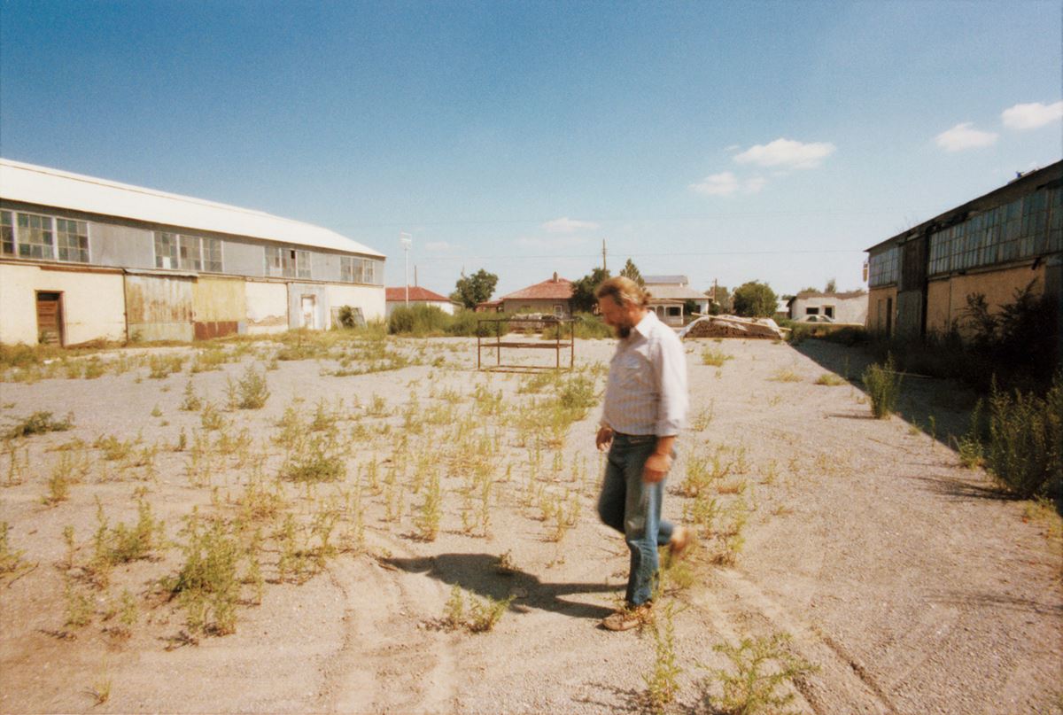 ドナルド・ジャッドが築いたテキサスの聖地「マーファ」の全貌に迫る『ジャッド｜マーファ展』ワタリウム美術館で2月15日から