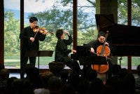 清塚信也が八ヶ岳で気の置けない音楽仲間と最高のハーモニー奏でる！トリオコンサートツアー開催も発表