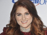 ぽっちゃりキャラでデビューしたメーガン・トレイナー、激やせで大変身！華麗にドレス着こなす