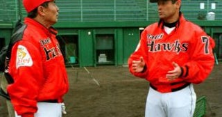 “平成唯一の三冠王”「松中信彦の指導」を王監督に託された石毛宏典。心掛けたのは…「諭すように話し続けた」