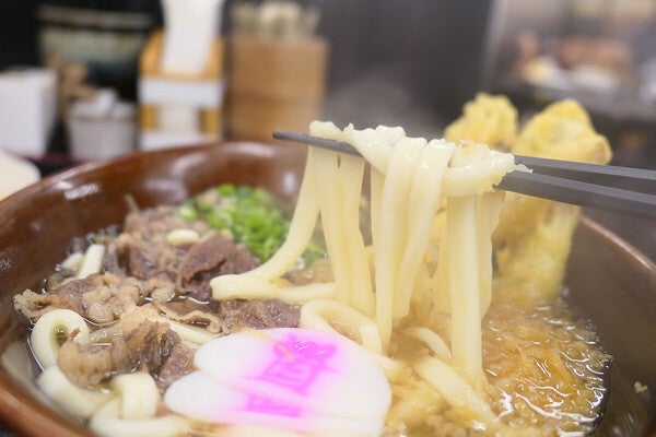 北九州発のソウルフード「資さんうどん」の魅力。待望の全国展開どころか海外進出も視野に！？