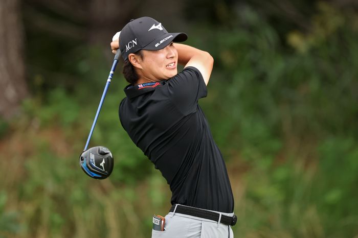 平田憲聖が5差2位で決勝へ「スコアを伸ばせてよかった」シウー『60』で単独首位