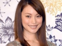 「美男美女夫婦」「本当に素敵」エビちゃん46歳インスタにイケメン夫登場し反響