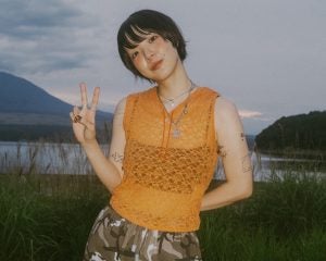 あいみょんのタトゥーに「音楽性と合わない」と批判的な声…アーティストに“品行方正”を求める倒錯