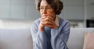 定年後の再雇用で、「残業はつかない代わりに自由な働き方ができる」と説明されました。結局、忙しい部署に回されて毎日フルタイムです。これは会社に相談してもよいのでしょうか？