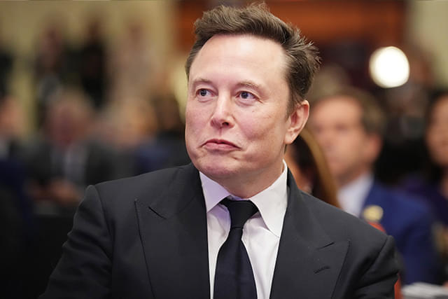 イーロン・マスク、ドイツで上映禁止のアーミー・ハマー復帰作をXで公開