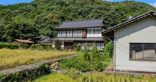 2人兄弟の長男です。父の遺言に「自宅は長男に、預金は次男に渡す」とありましたが、実家は田舎にあるので正直いりません。遺言に従うしかないですか？