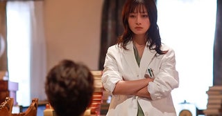 橋本環奈“鷹央”が難事件の謎を解明、ドーナツ毒入り事件の真相に迫る＜天久鷹央の推理カルテ＞