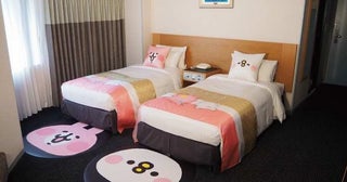 ホテルニューオータニ（東京）、「カナヘイの小動物 ピスケ＆うさぎ」とのコラボルームを提供