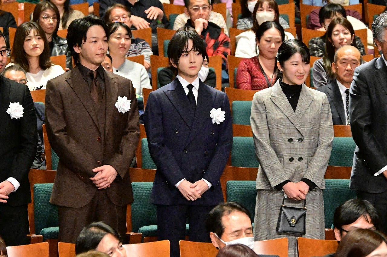 愛子内親王殿下「ペリリュー楽園のゲルニカ」チャリティ上映会にご臨席板垣李光人「まさか愛子内親王殿下と同級生トークができるとは！」