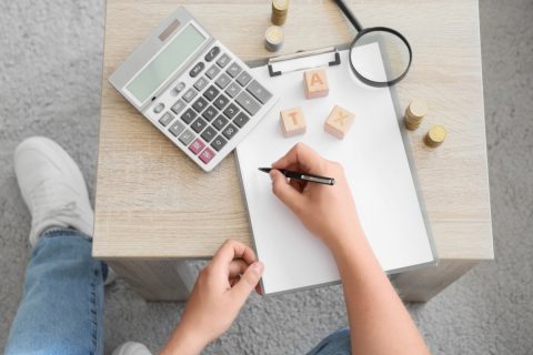 「年末調整なんて毎年同じでいい」と適当に出している同僚。実はルール変更を知らないだけで、毎年“数万円の税金”を余分に払っている!? 絶対に見直すべき「申告漏れ」とは？