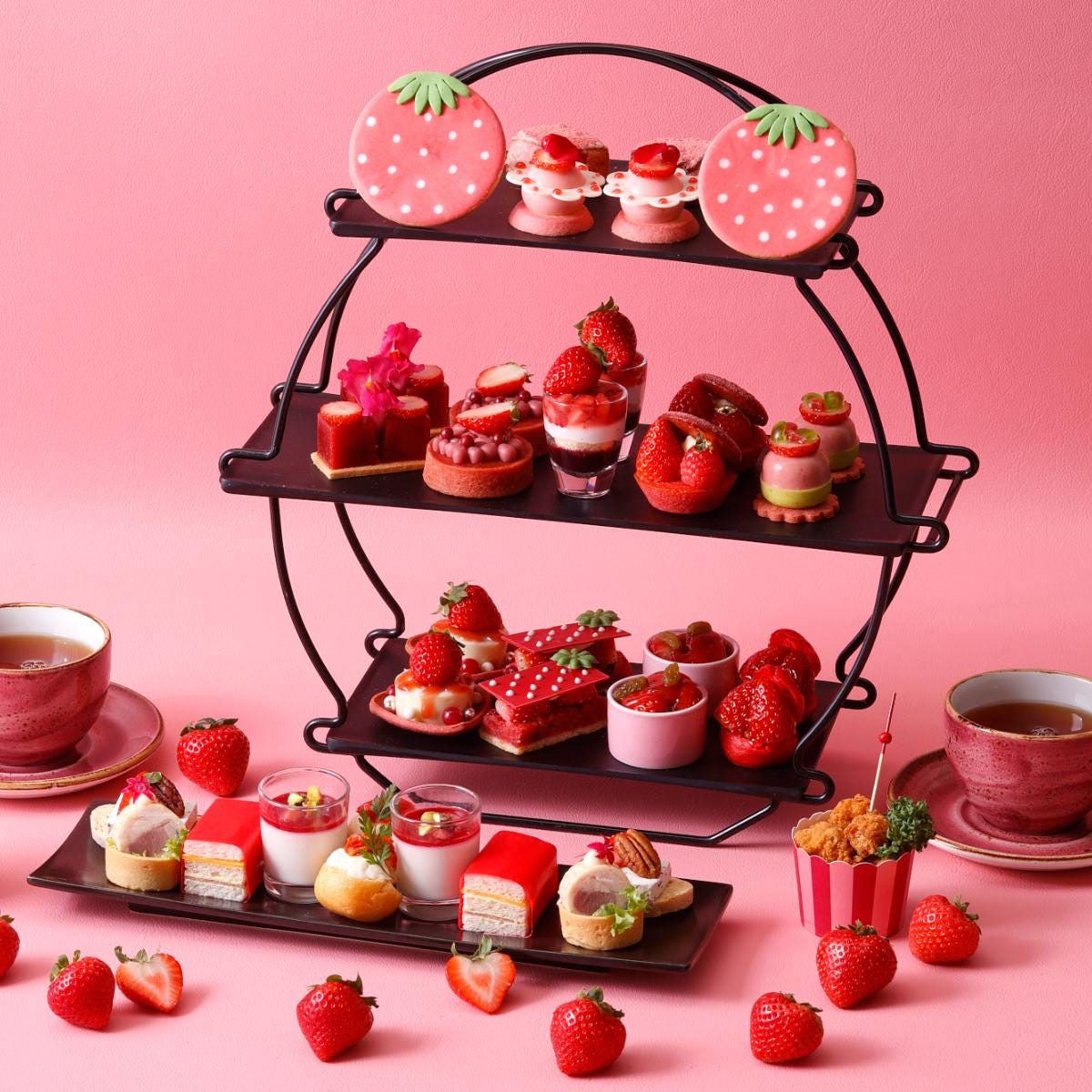 ANAインターコンチネンタルホテル東京のストロベリーアフタヌーンティー。かわいくておいしいいちごスイーツ＆セイボリーが登場