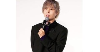 岡本信彦、「タクミくんの生歌唱感動しました！」豪華キャスト陣との“オトパ”オフショットに反響