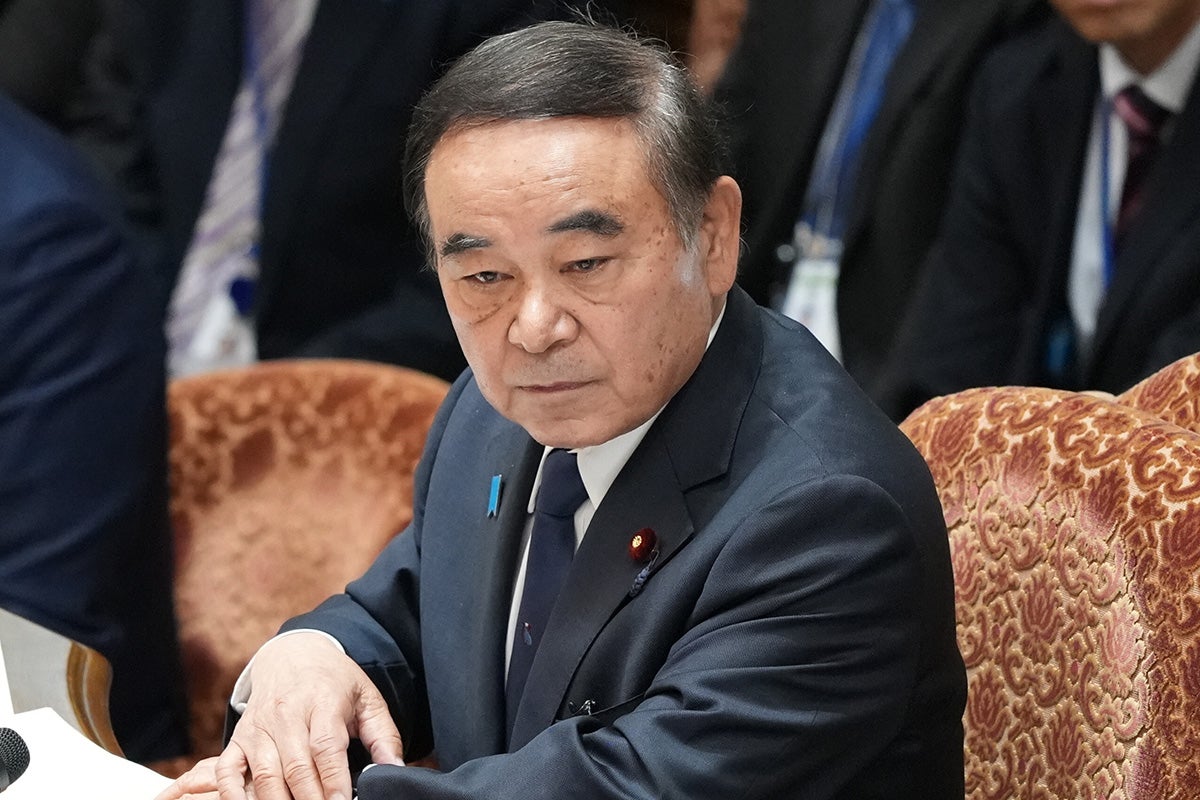 「品格なさすぎ」「チンピラ」予算委員長の大物自民議員ヤジ巡る共産議員への“ブチ切れ対応”が波紋…解任決議案も出され止まらぬ“悪評”