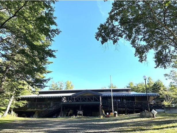 開館50周年の「甘利山グリーンロッジ」が2026年シーズンOPEN！雲の上のキャンプ場で富士山を望む天空の特等席へ