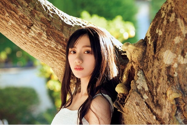 乃木坂46・川崎桜、フランス撮影の1st写真集「エチュード」は「違う自分になれた」坂道史上最大規模パネル展開催決定
